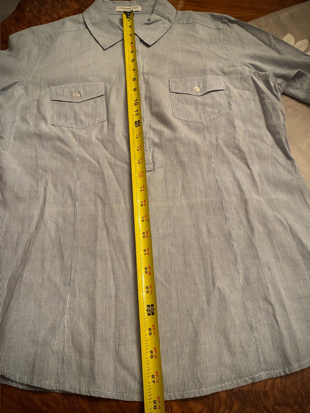 Coldwater Creek shaped blue/white striped button down shirt - women’s size M - Picture 4 of 6